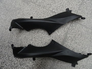 Alta FALDA de imitación L LADO de la motocicleta 250CC del horizonte 200 de Yamaha R1 R16 proveedor