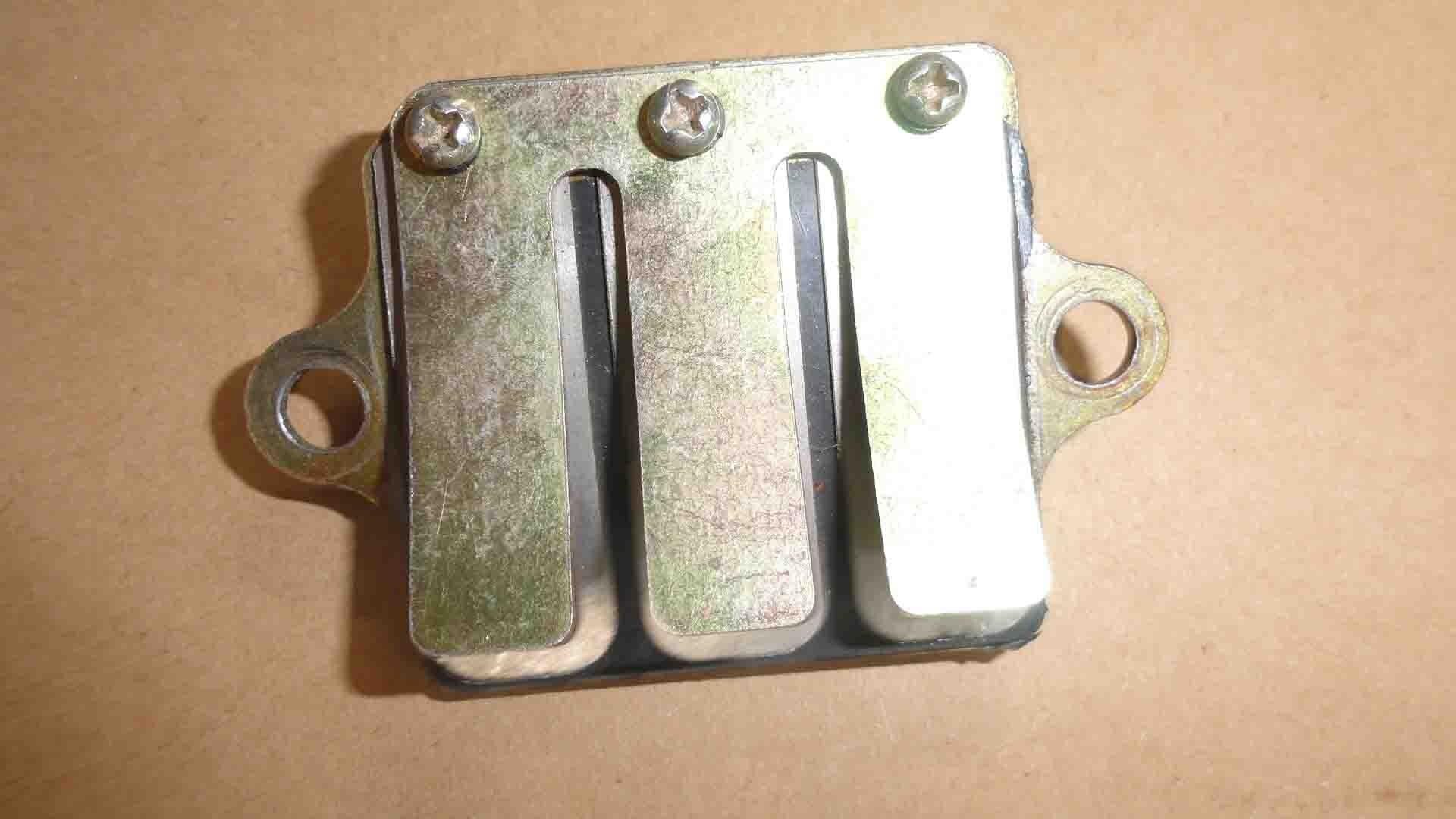 MOTOR DE SUZUKI AX100 EN LA VÁLVULA DE YHE